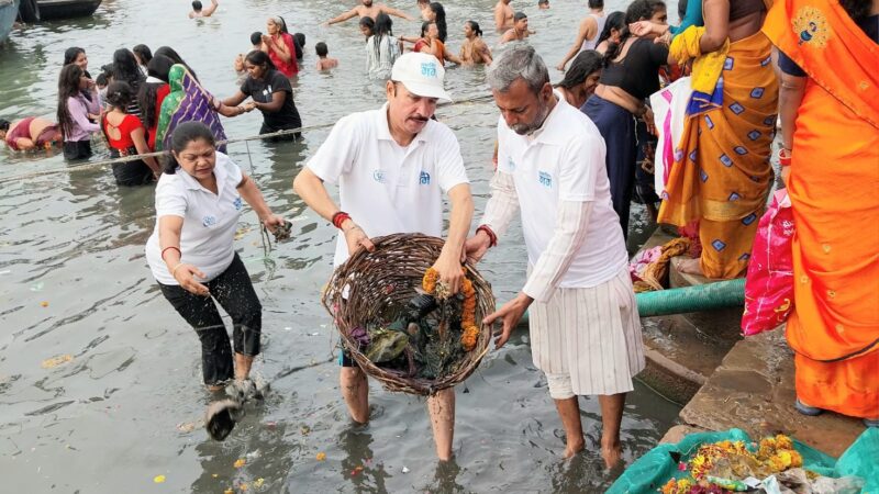 ” वैशाख पूर्णिमा के स्नान पर्व पर नमामि गंगे ने चलाया स्वच्छता अभियान, गंगा को स्वच्छ रखने का दिया संदेश “